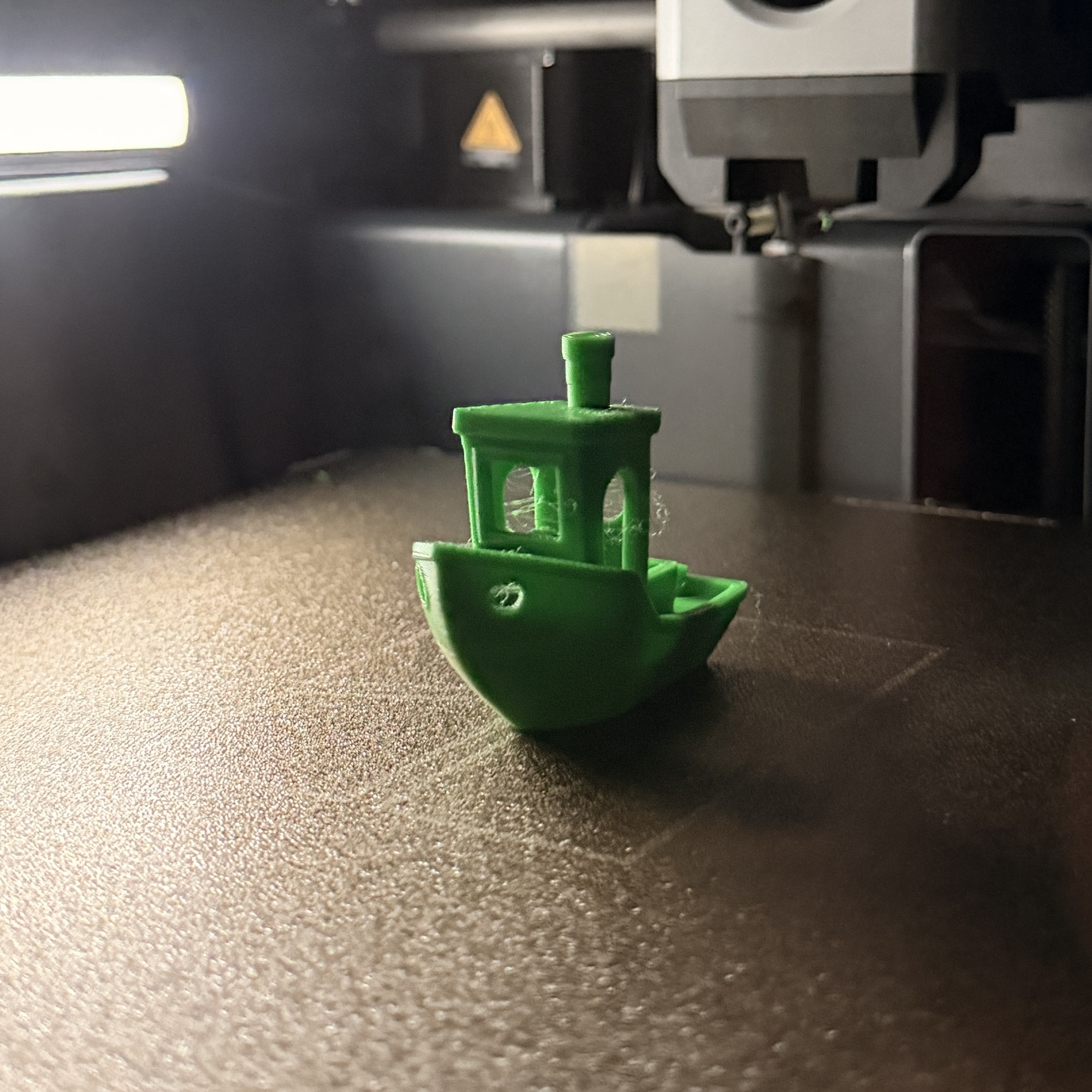 Benchy print in progress